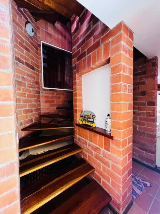 Hermosa Casa , Con Parqueadero En Rionegro Cerca Al Aeropuerto Villa Luaran gambar
