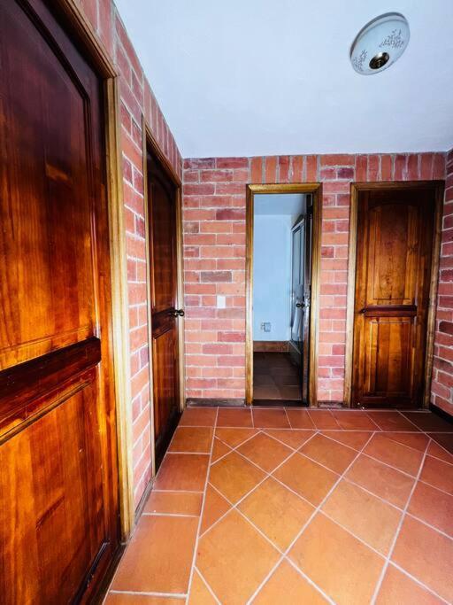 Hermosa Casa , Con Parqueadero En Rionegro Cerca Al Aeropuerto Villa Luaran gambar