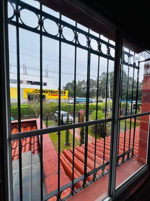 Hermosa Casa , Con Parqueadero En Rionegro Cerca Al Aeropuerto Villa Luaran gambar
